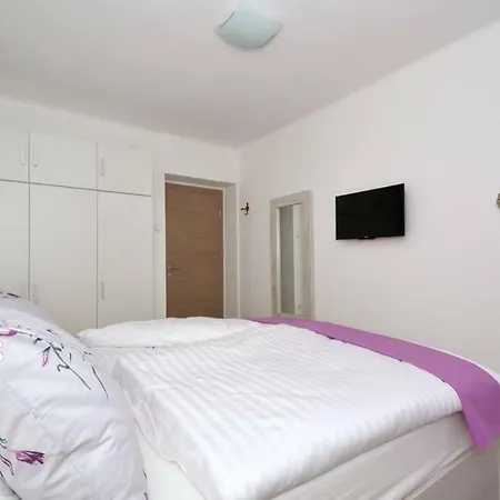 Centre Of With 2 Bedrooms スプリト